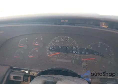 1998 Ford F-150 Standard/Xl/Xlt z USA, uszkodzony, nr VIN 1FTZX1721WKB69764